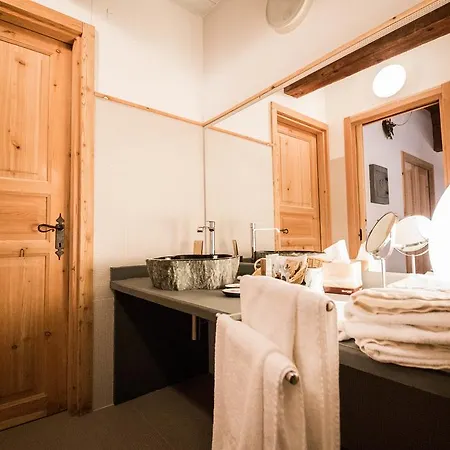Guest house Castello Dei Signori Di Avise Aosta